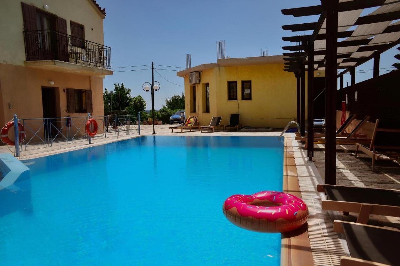 Stella Apartments Marathokampos Bagian luar foto