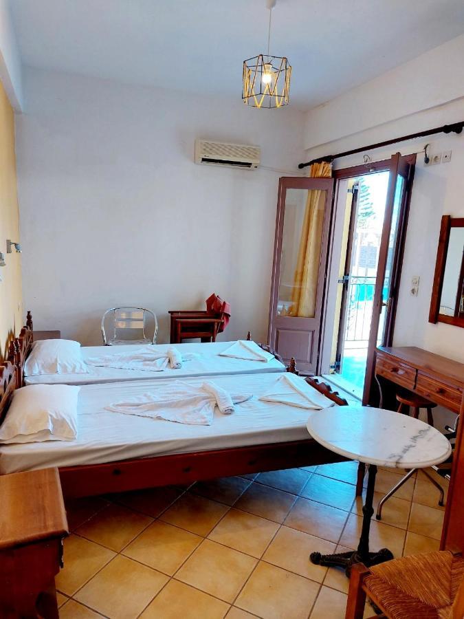 Stella Apartments Marathokampos Bagian luar foto