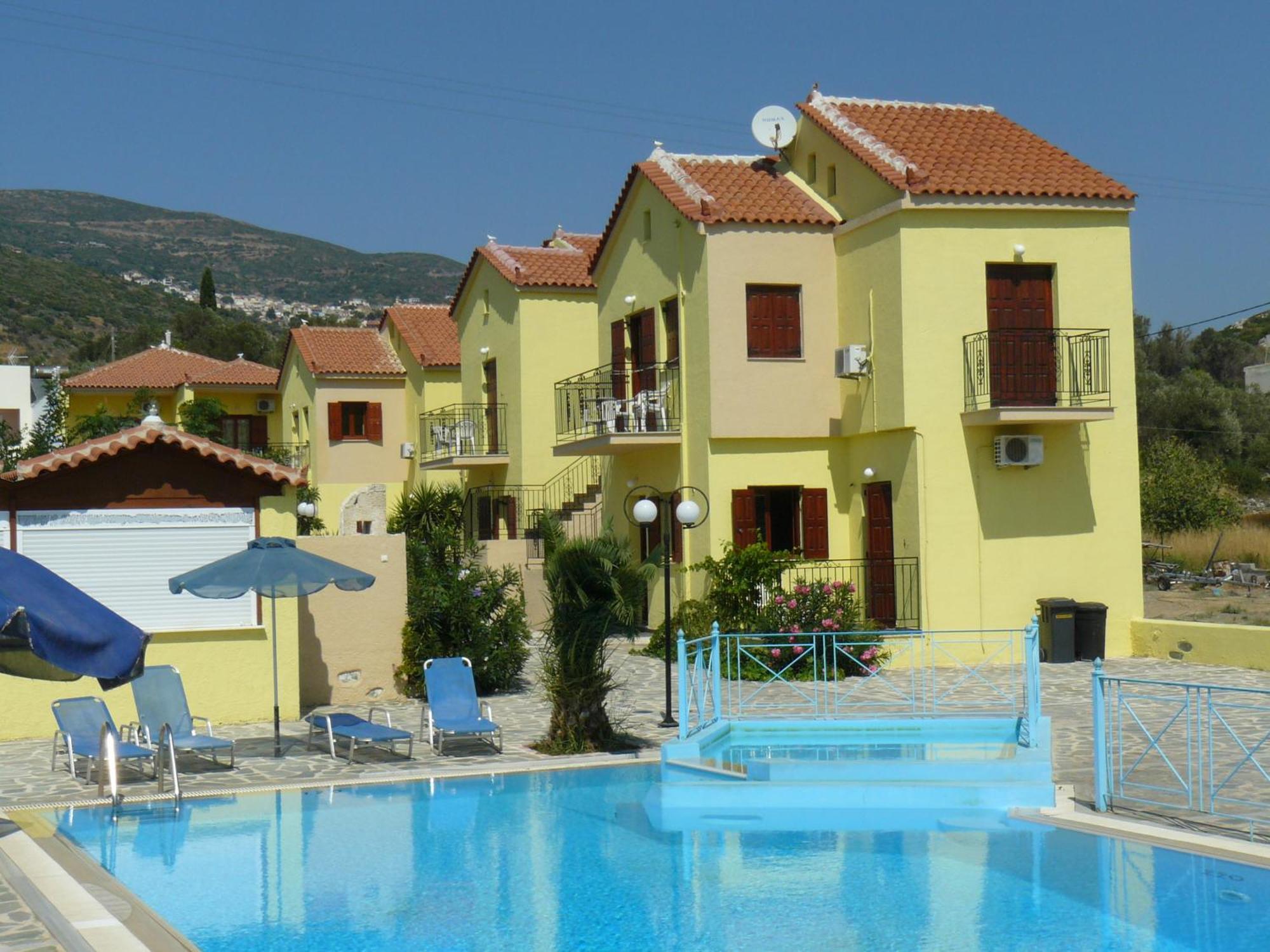 Stella Apartments Marathokampos Bagian luar foto